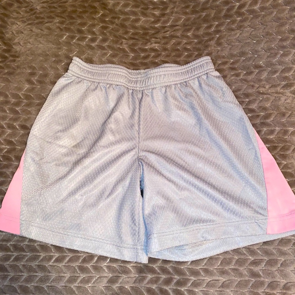 Athletic shorts 🩳3/$15 or 4/$20shorts🩳